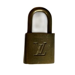 Louis Vuitton Brass Lock 138 Handbag Padlock LV Logo Metal Accessory